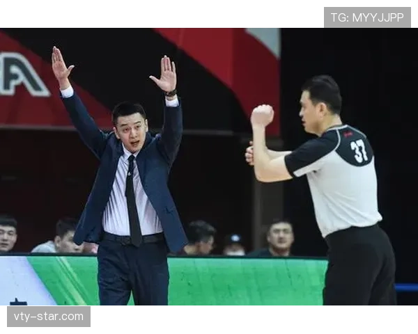 篮球比赛中连续动作判定规则详解裁判依据什么标准进行判罚